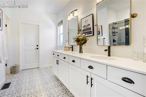 1058 Charismatic Way