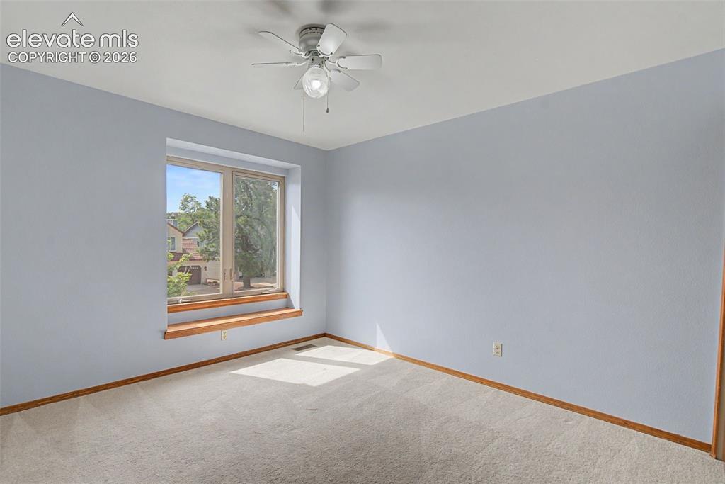 2460 Shiprock Way