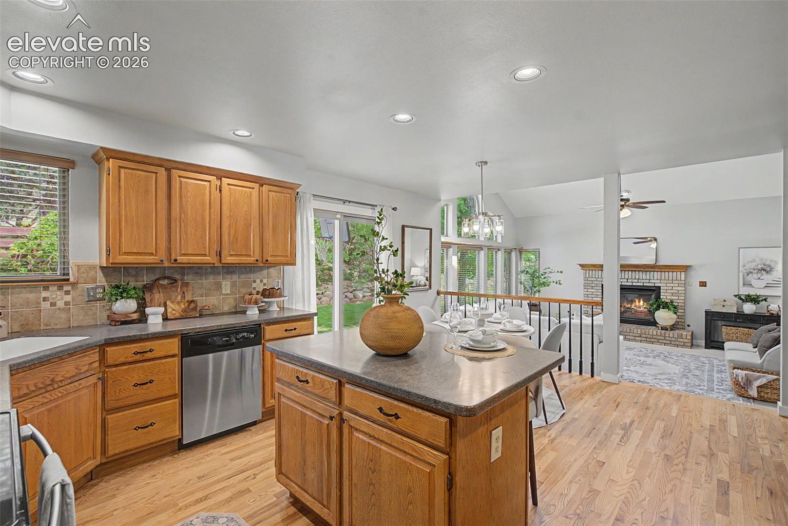 2460 Shiprock Way