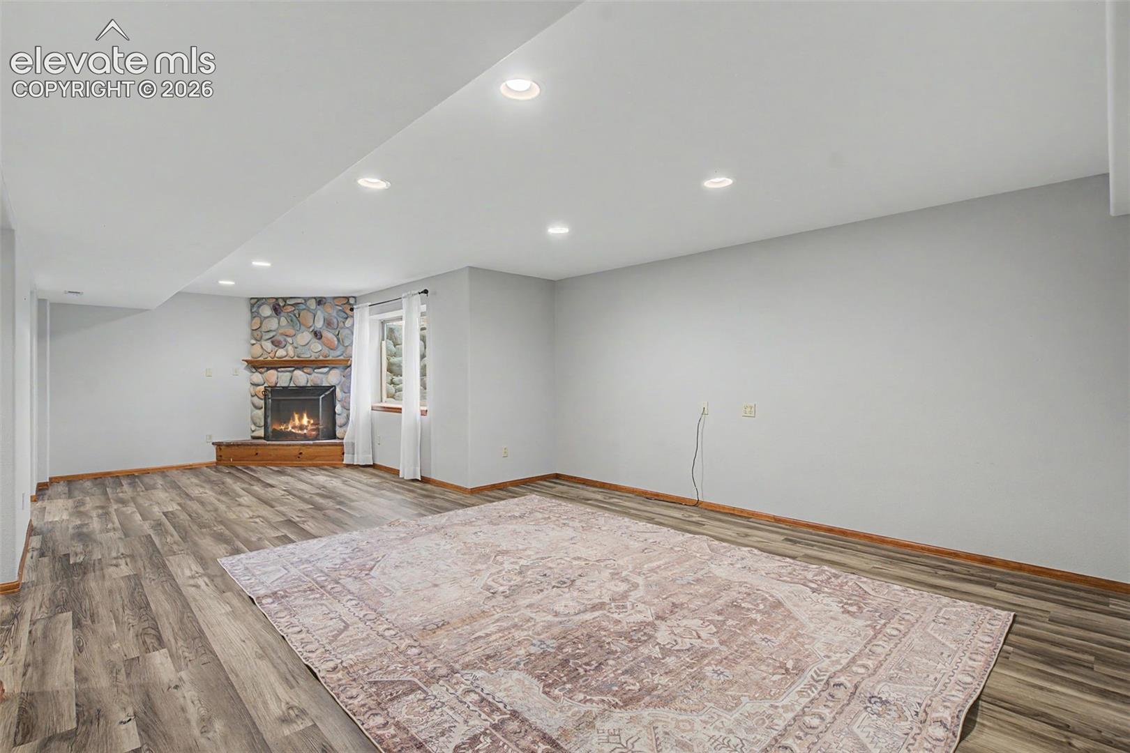 2460 Shiprock Way