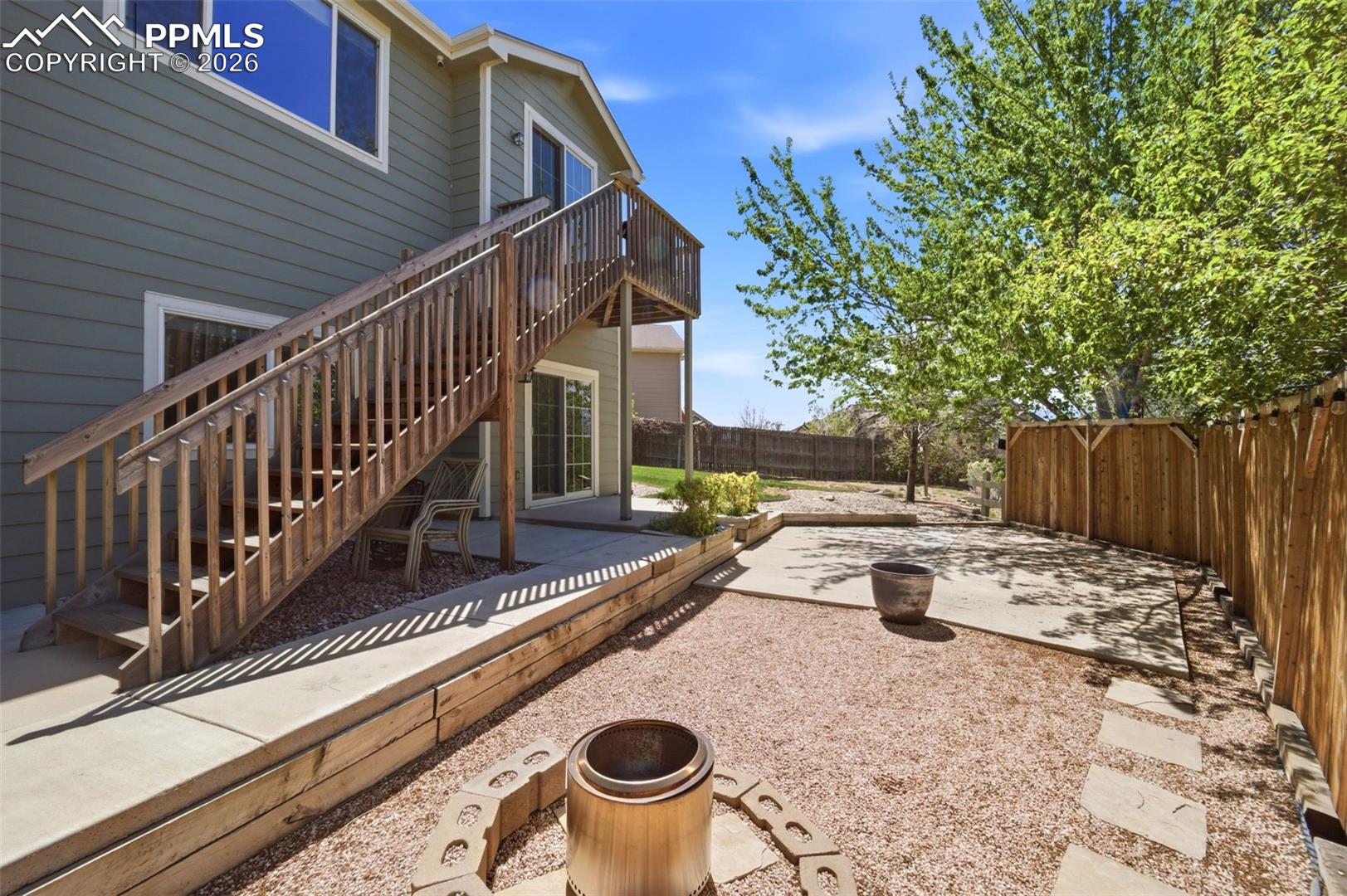 6976 Cobblecreek Drive