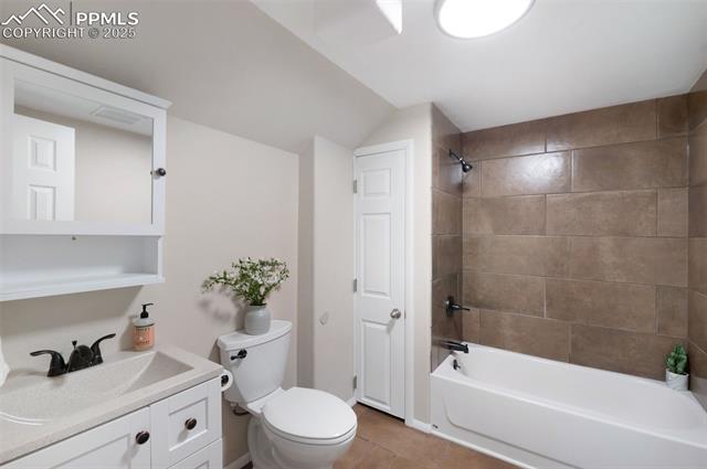 5415 Escondido Court