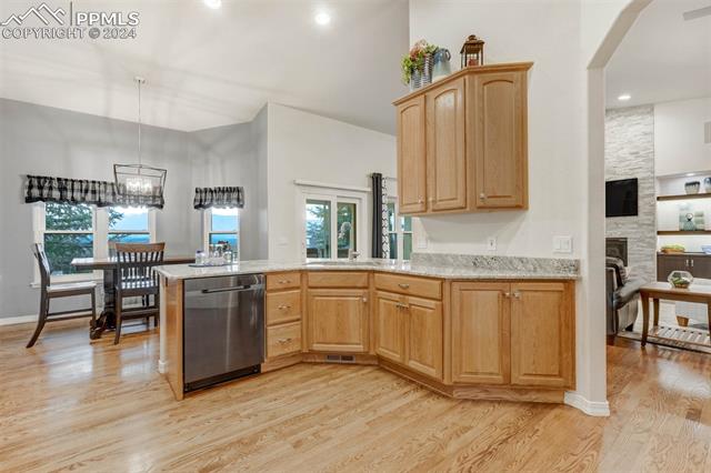 14324 Eagle Villa Grove