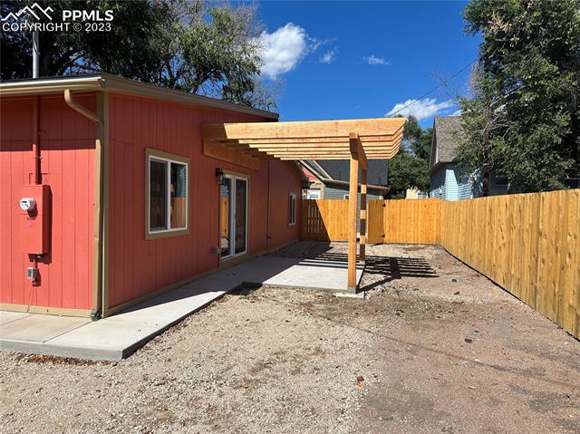 905 W Cucharras Street