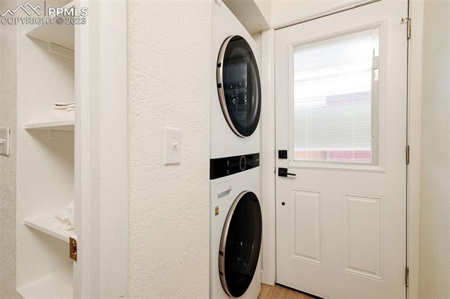 905 W Cucharras Street