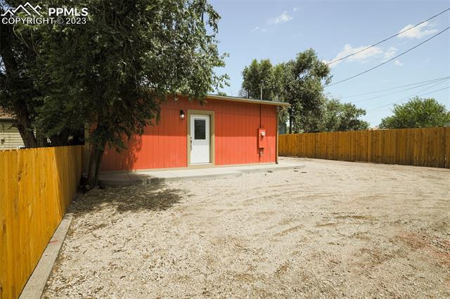 905 W Cucharras Street