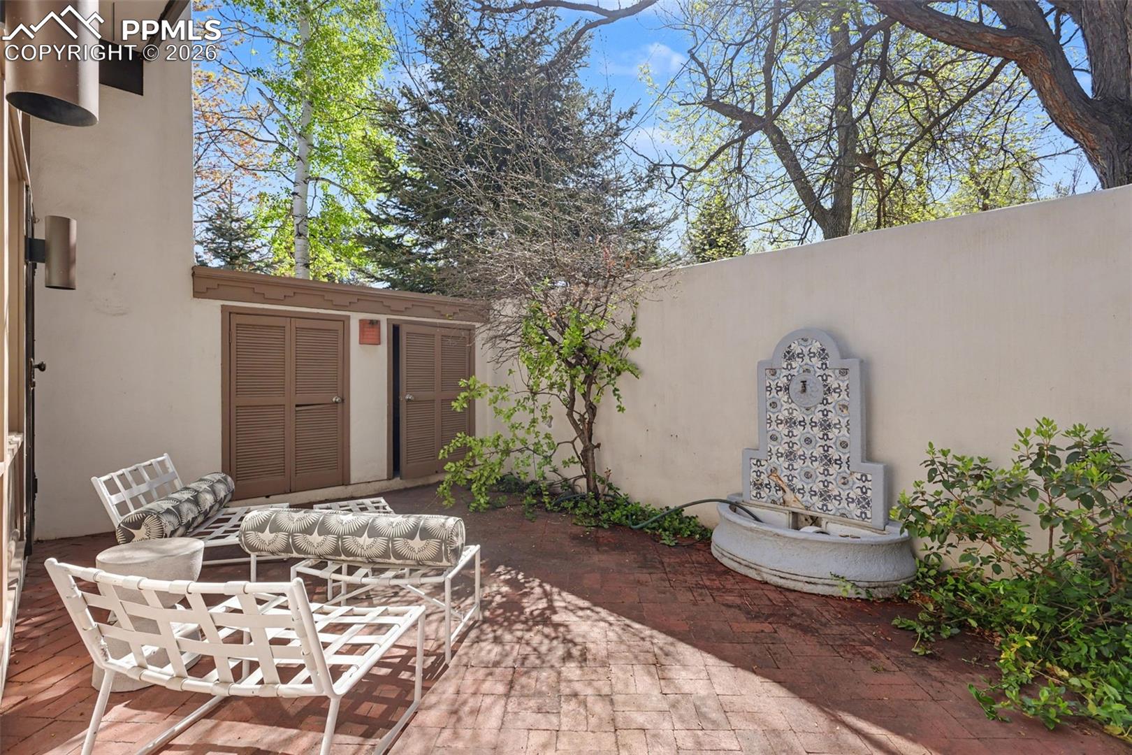 2 Heather Drive