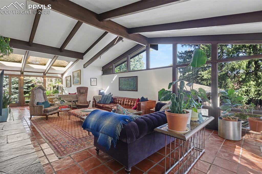 2 Heather Drive