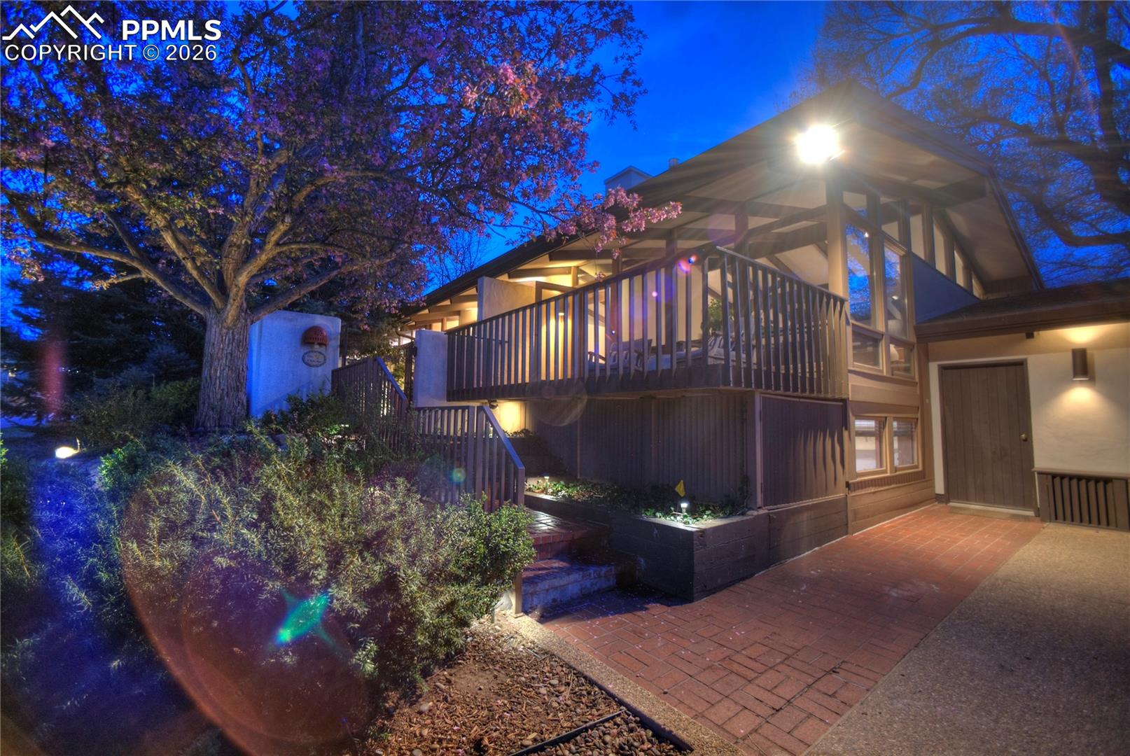 2 Heather Drive