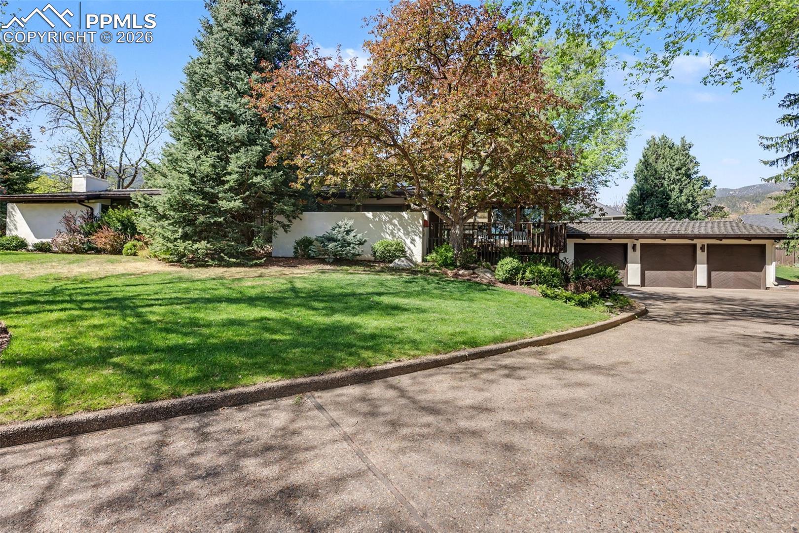 2 Heather Drive