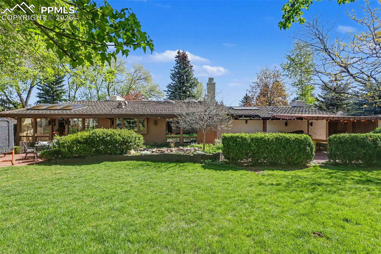 2 Heather Drive