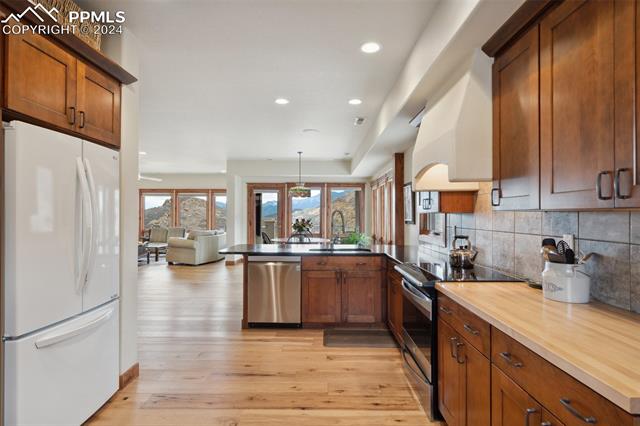 2930 Brogans Bluff Drive