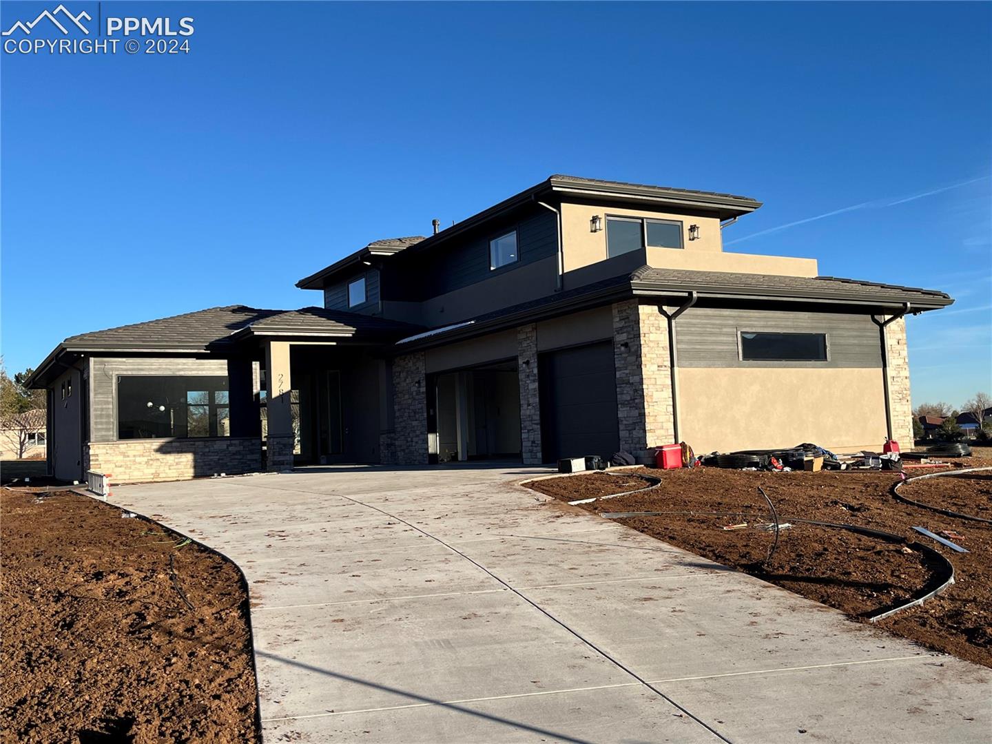 2781 Cathedral Sky View