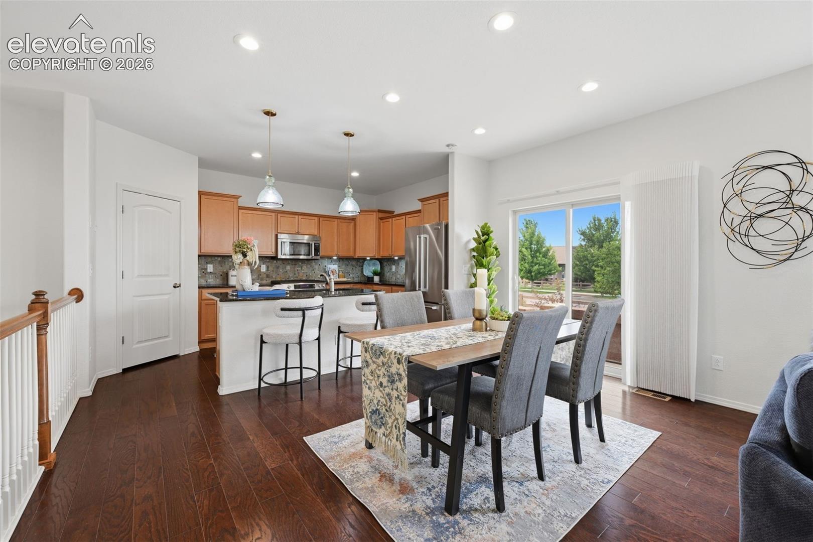 13114 Cake Bread Heights