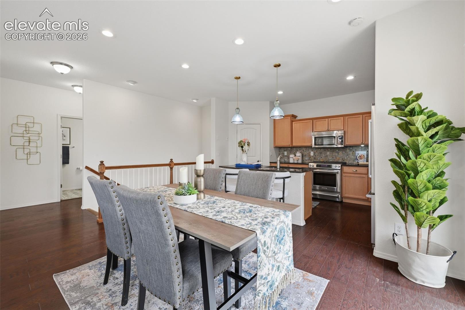 13114 Cake Bread Heights