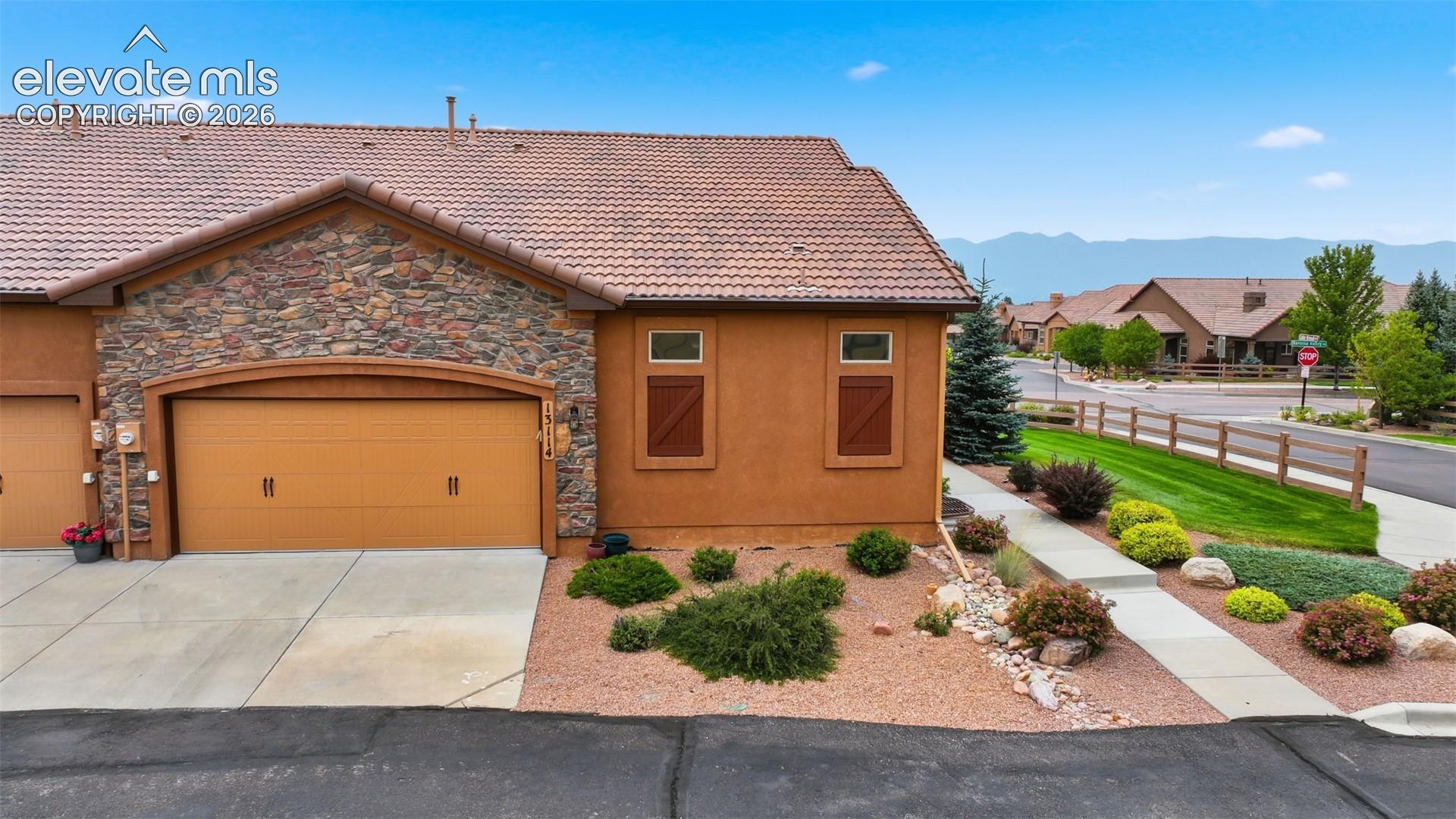 13114 Cake Bread Heights