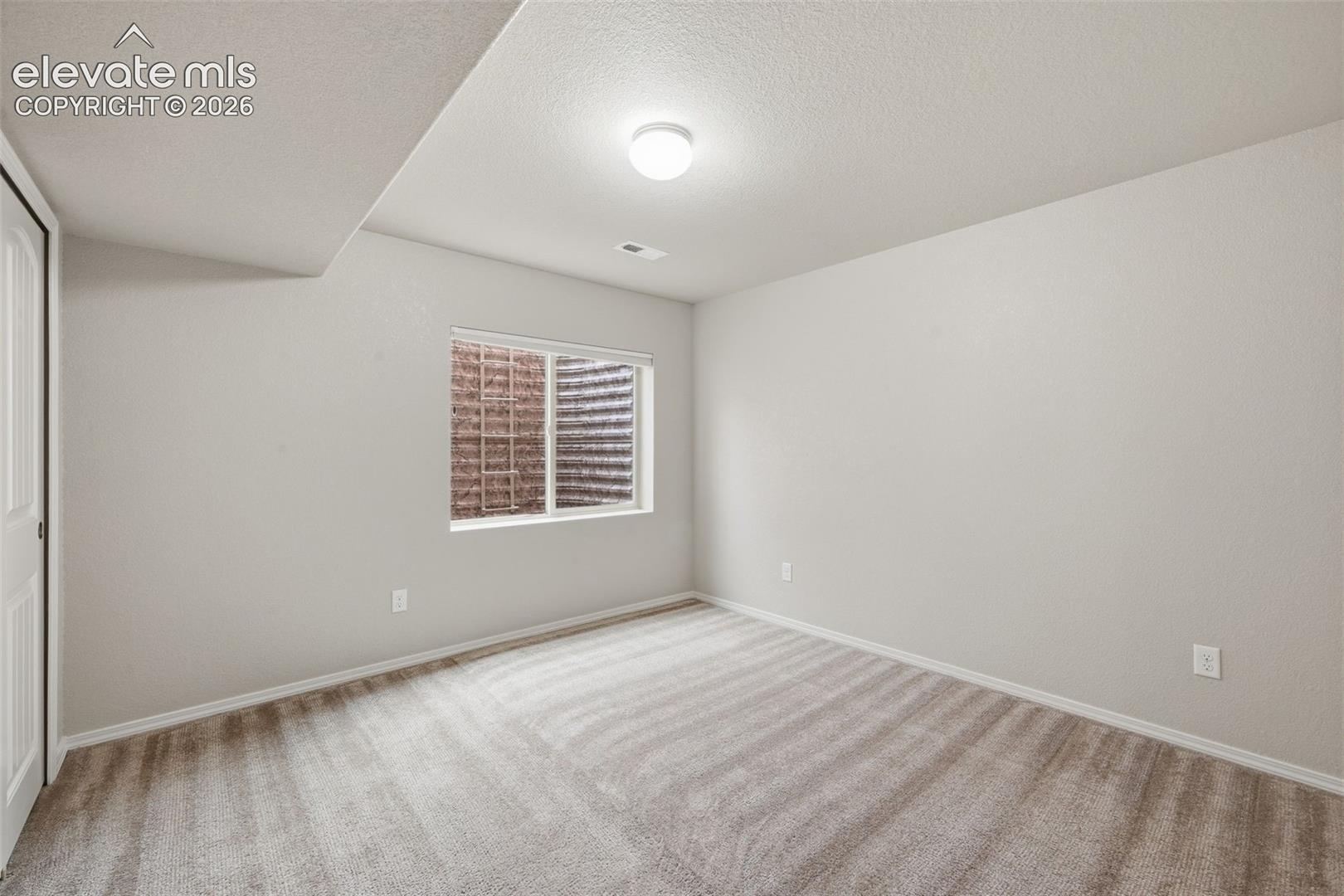 13114 Cake Bread Heights