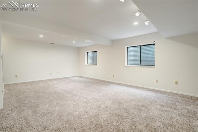 6478 Chantilly Place