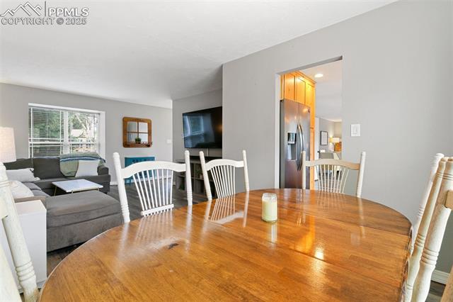 4842 S Old Brook Circle