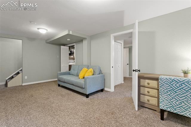 4842 S Old Brook Circle