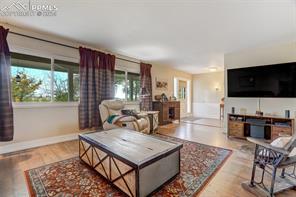 930 Hawk Drive