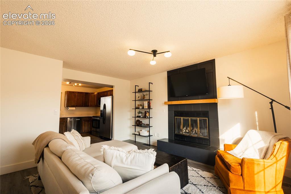 2160 Ambleside Drive