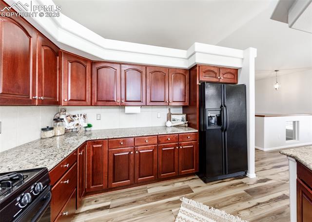 9506 Hollydale Court