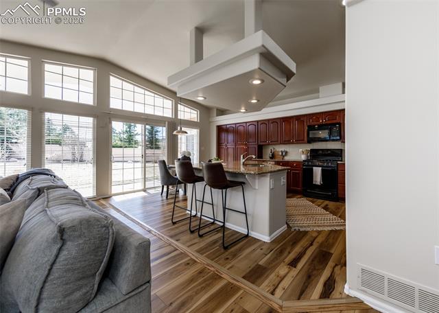 9506 Hollydale Court