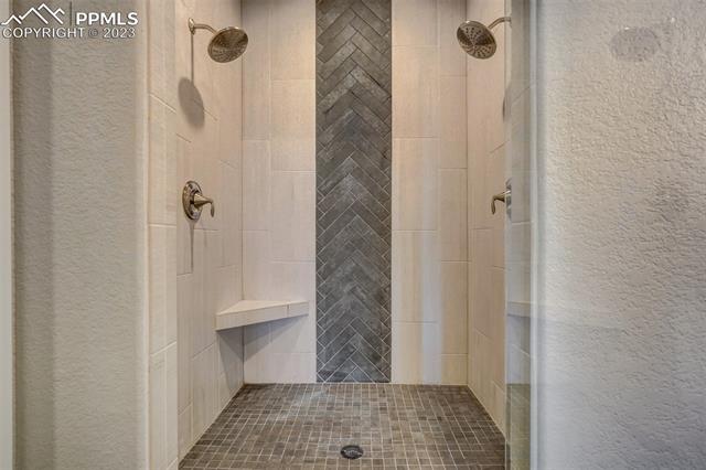 19270 Good Life View