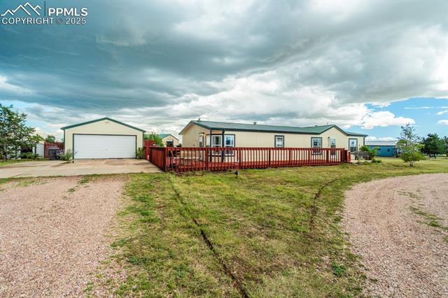 5735 Miss Ellie Lane