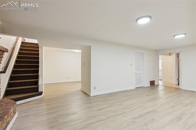 1410 Moffat Circle