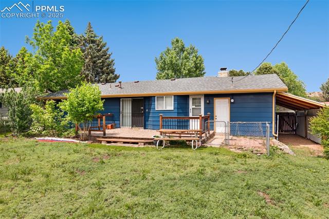 1410 Moffat Circle