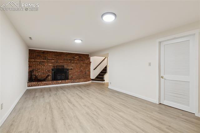 1410 Moffat Circle