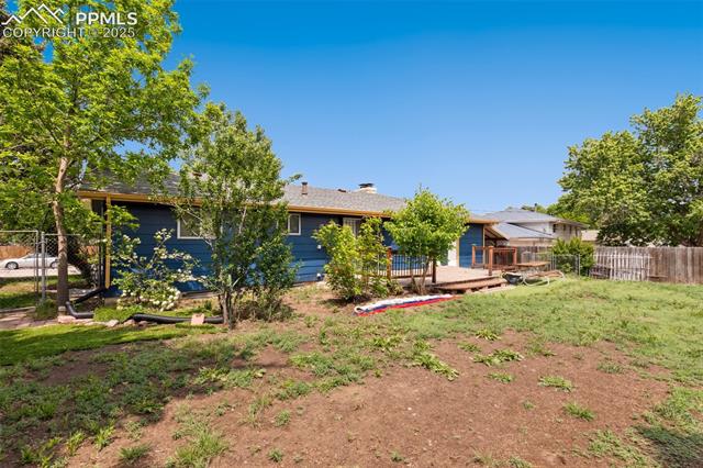 1410 Moffat Circle