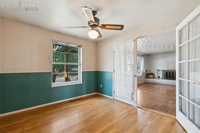 1410 Moffat Circle