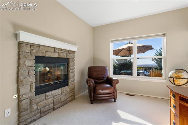 1940 Bluffside Terrace