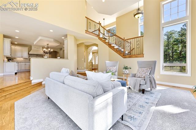 710 W Caspian Court