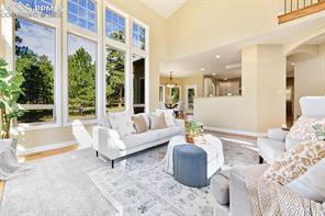 710 W Caspian Court