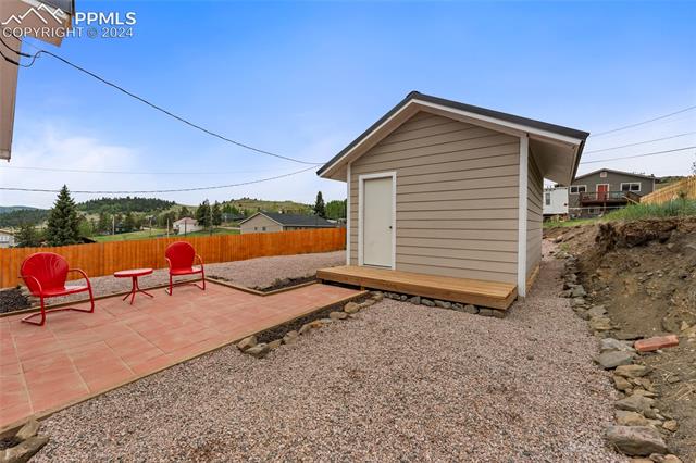 307 S 2nd Street