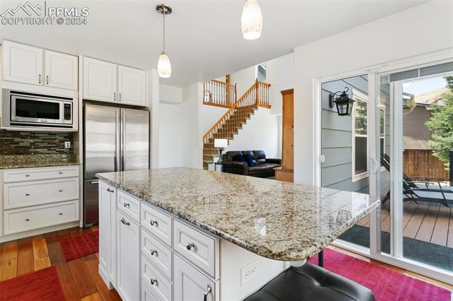 2625 Stoneridge Drive