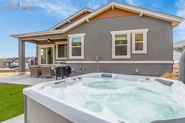 4706 Mesa Top Drive