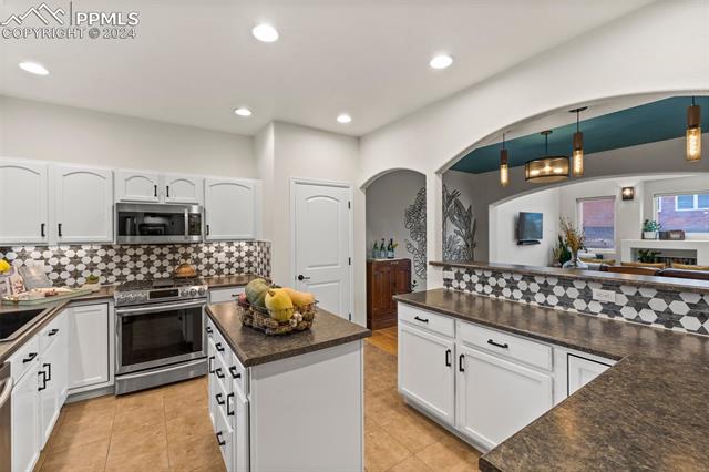 1350 Mirrillion Heights