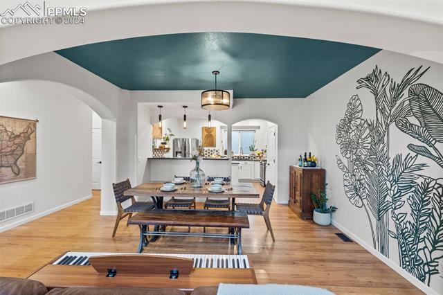 1350 Mirrillion Heights