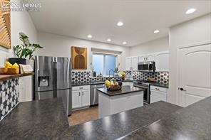 1350 Mirrillion Heights