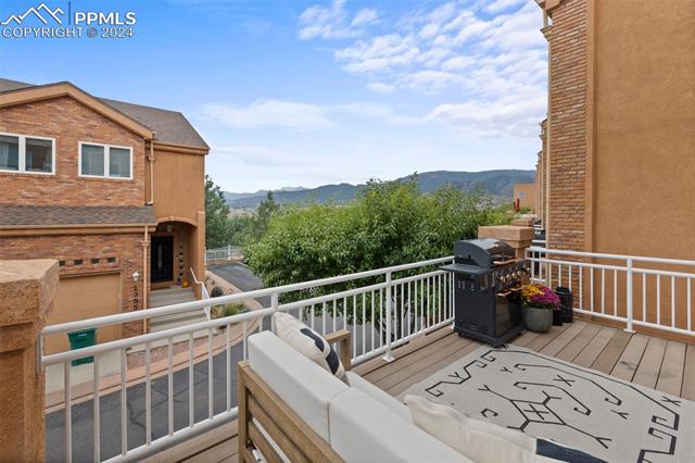 1350 Mirrillion Heights