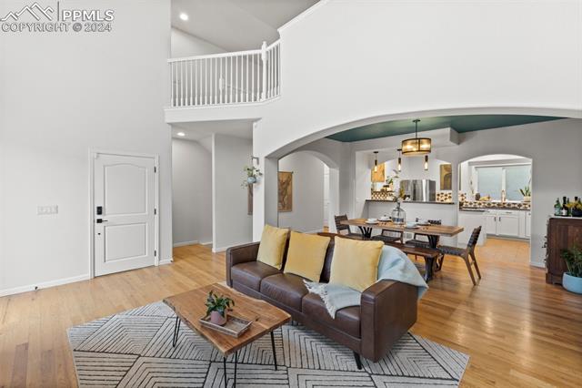 1350 Mirrillion Heights