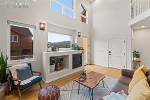 1350 Mirrillion Heights