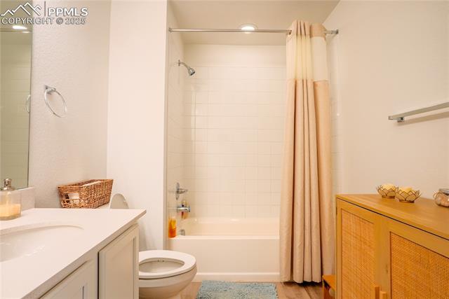 2266 Prairie Smoke Drive