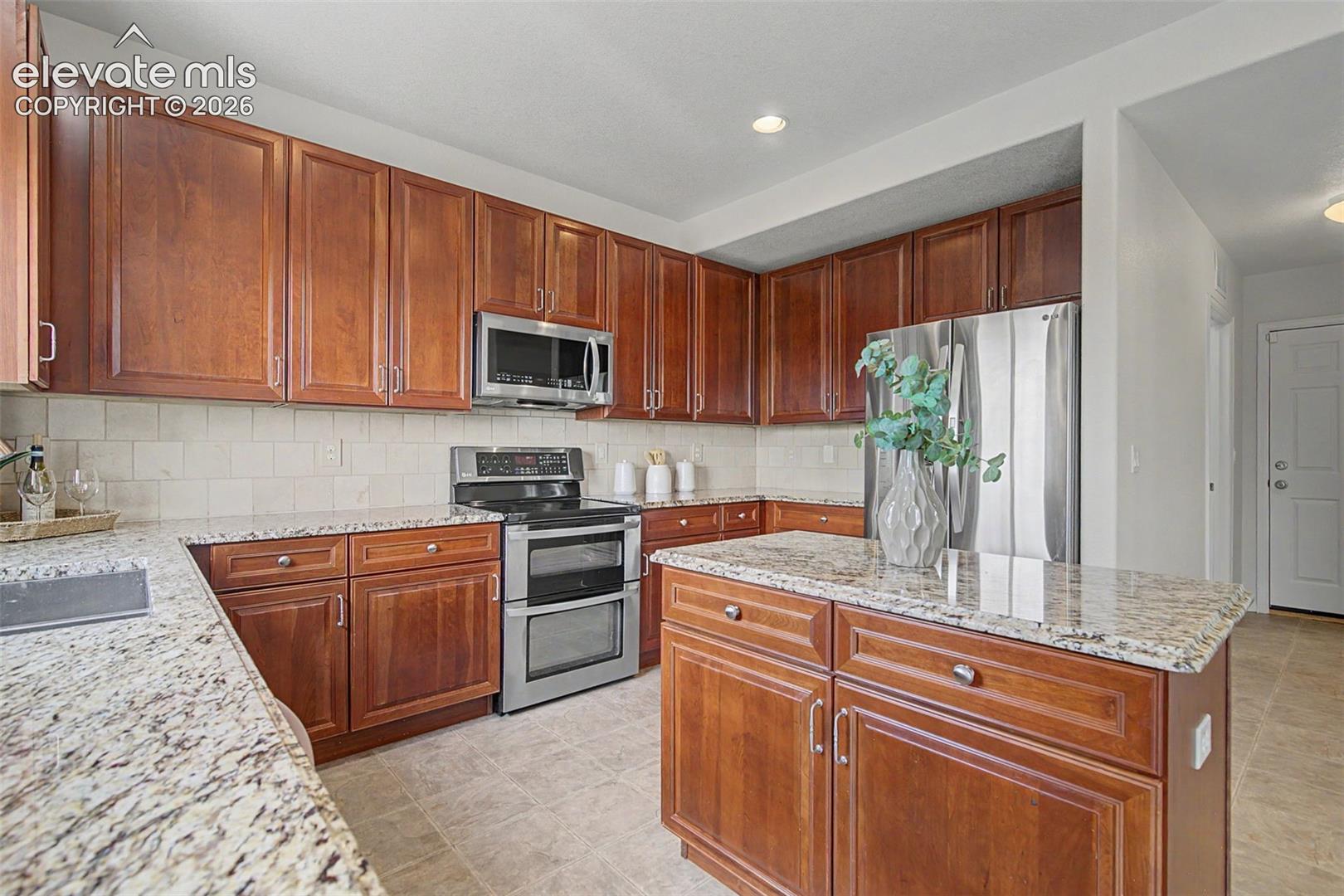 6952 Cobblecreek Drive