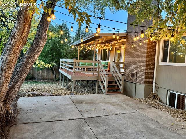 3680 E Wade Lane